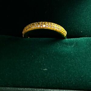 Elegant Gold and Silver Women's Ring